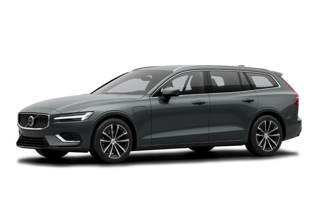 Volvo-V60-Recharge-Forest-lake