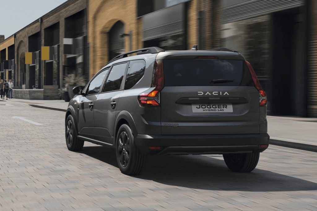 dacia-jogger-hev-back