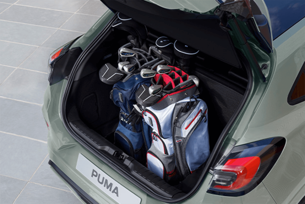 Ford-Puma-ST-Line-golfbag-i-bagage